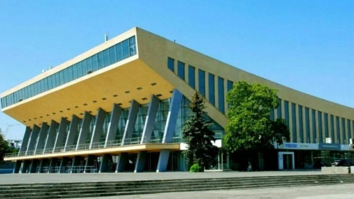     ООО «Архидон» не успело к сроку подготовить проект обустройства спортивно-зрелищной части Дворца спорта в Волгограде, сообщает издание «НовостиВолгограда.ру» со ссылкой на сайт госзакупок.