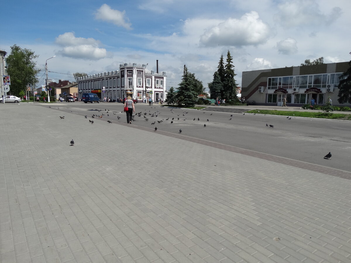 Город карачев. Карачев площадь. Карачев платина. Карачев Брянск. Карачев фото с площади Ленина.