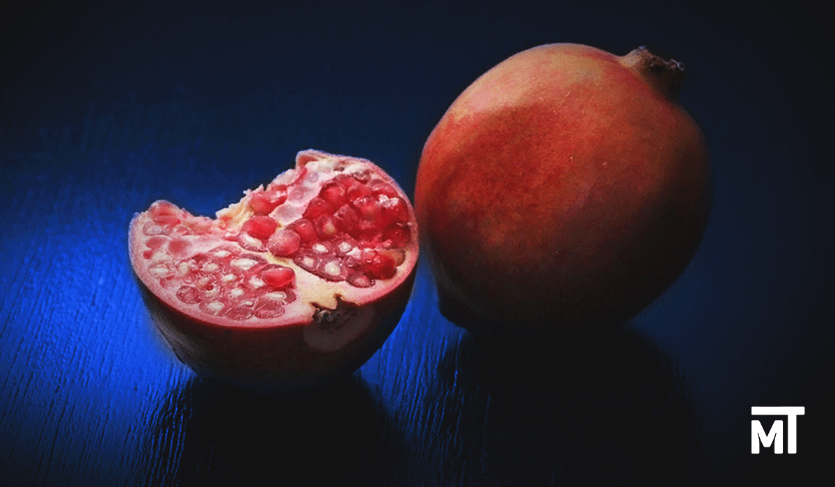 Вкусный гранат для мужчин ой как нужен!