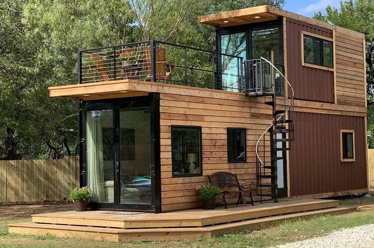 Дачный домик из бытовки: виды и преимущества | Dream house | Дзен