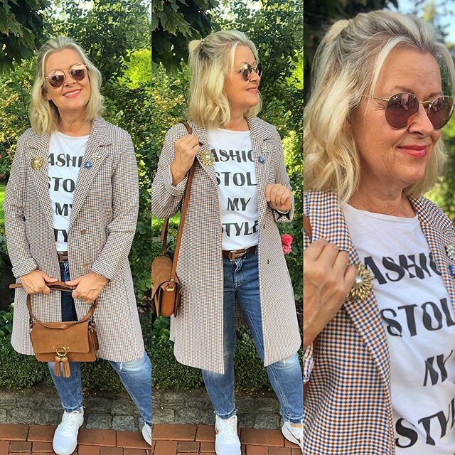 Хорошая стрижка и окрашивание для зрелой дамы