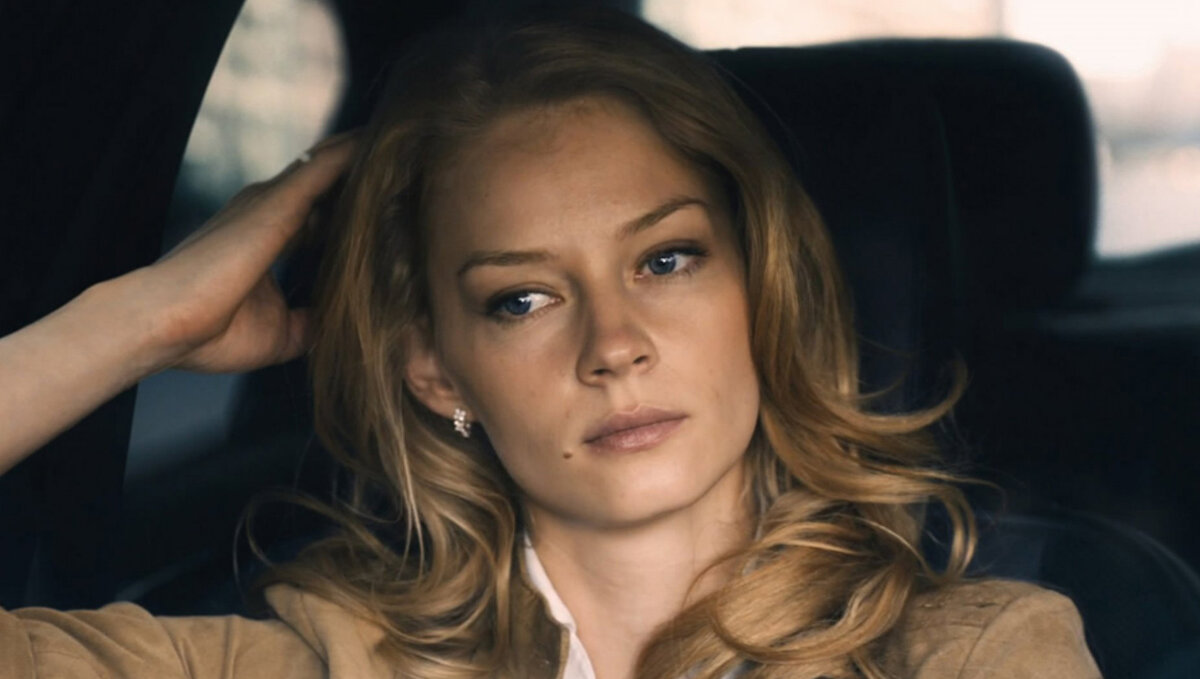 Кадр из фильма "Метро"