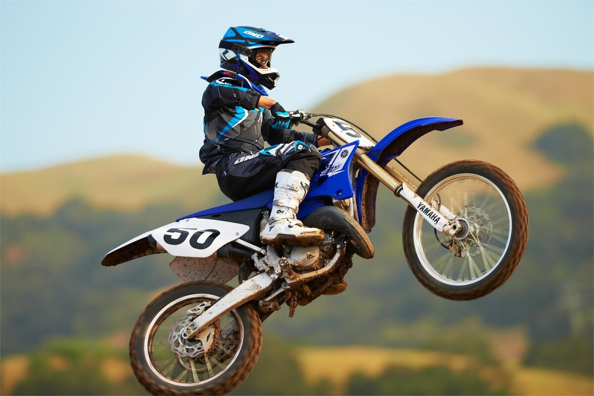 Кроси мото. Yamaha yz125 мотоцикл. Кроссовый мотоцикл Yamaha yz125. Кроссовый мотоцикл Ямаха 125. Yamaha YZ 125.