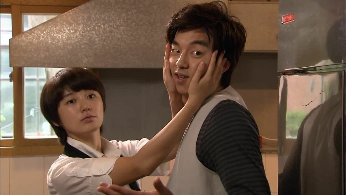 Кадр из дорамы "Первое кафе Принц"