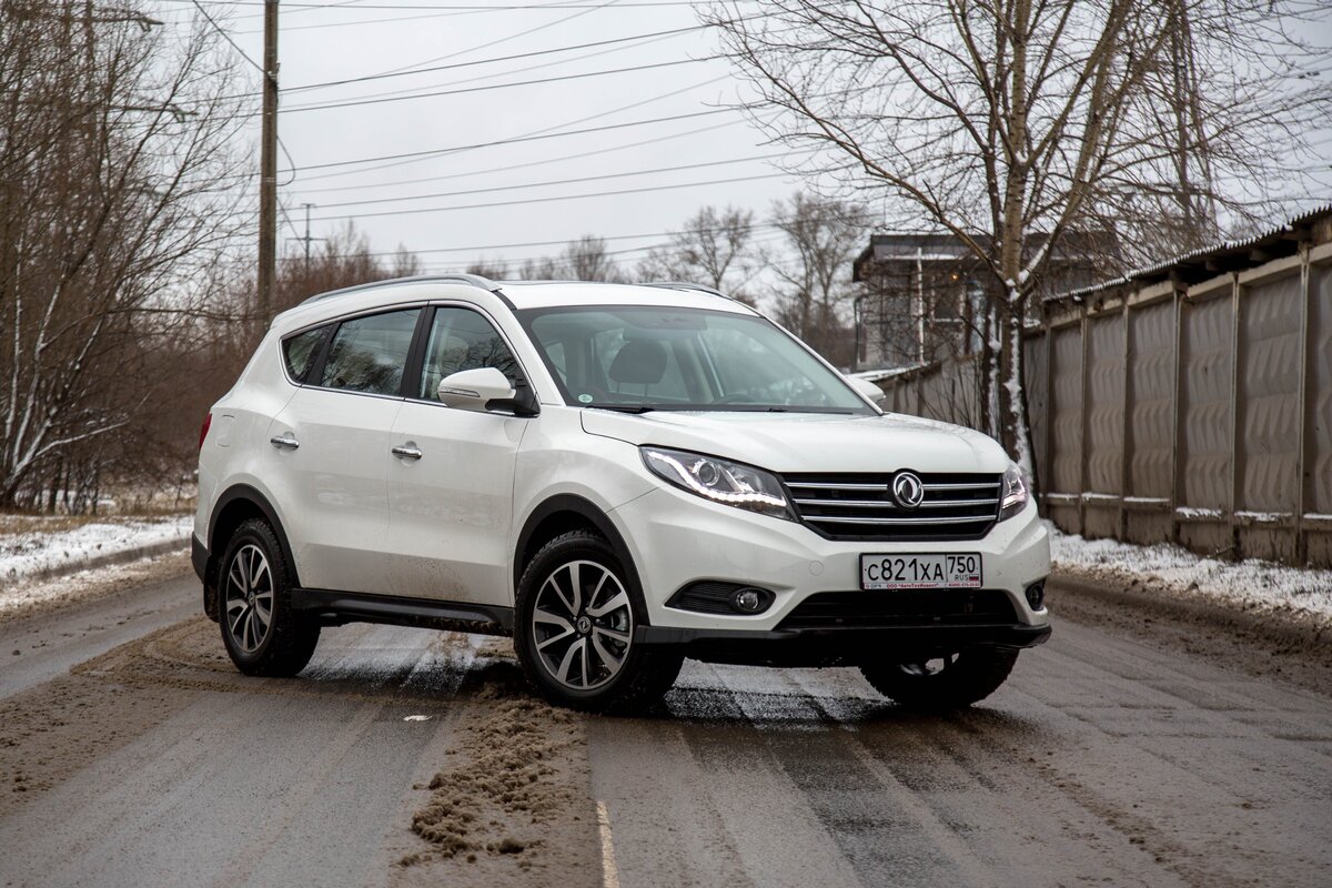 Dongfeng k33 отзывы. Dongfeng 580. Дфм 580. Кроссовер DFM 580.