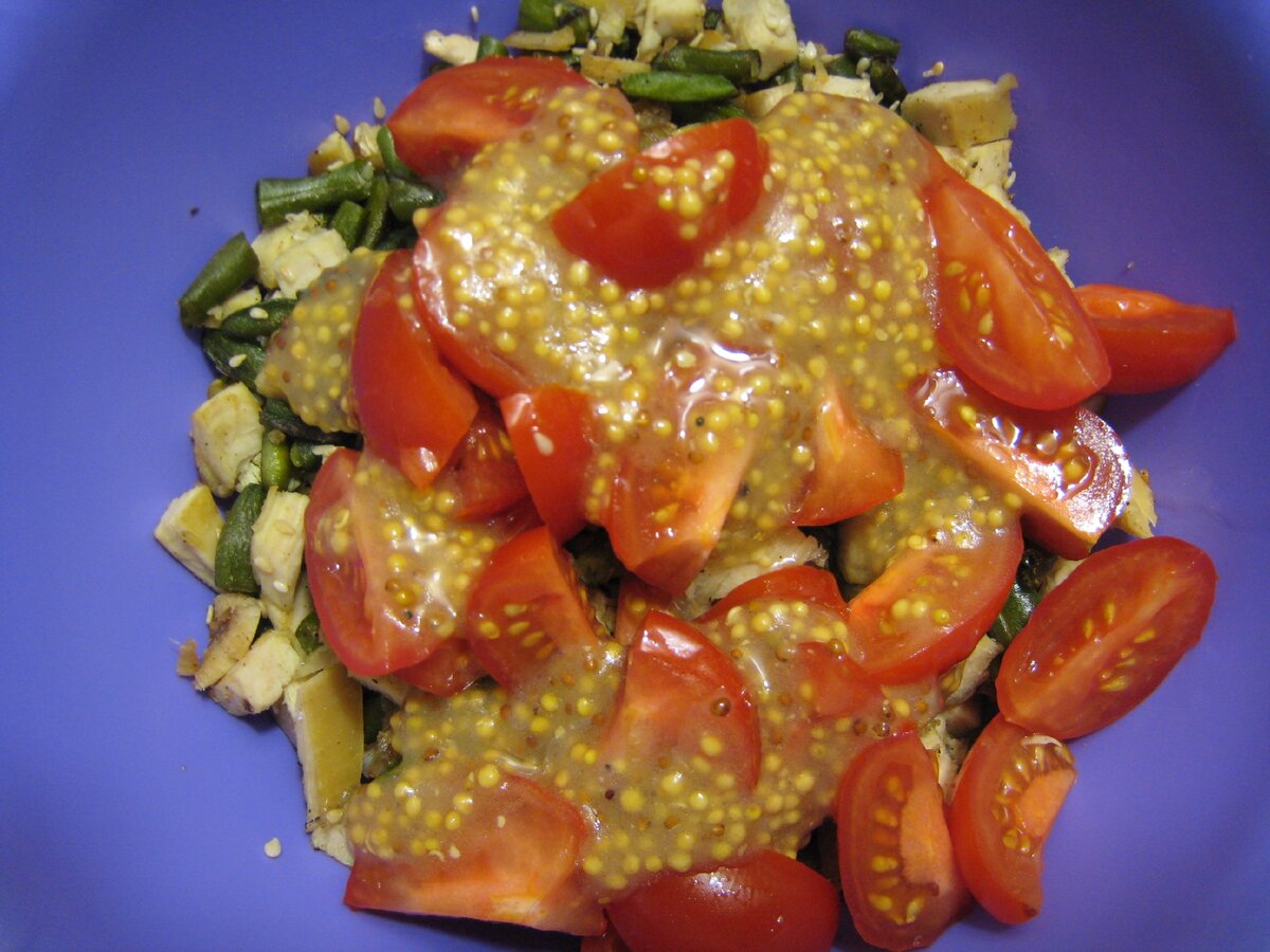 Салат из стручковой фасоли с перцем и помидорами. Пошаговый рецепт с фото