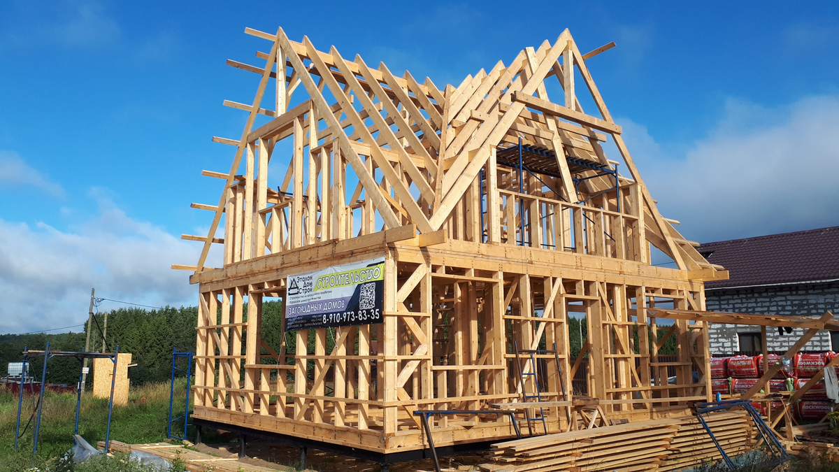 Силовой каркас дома.