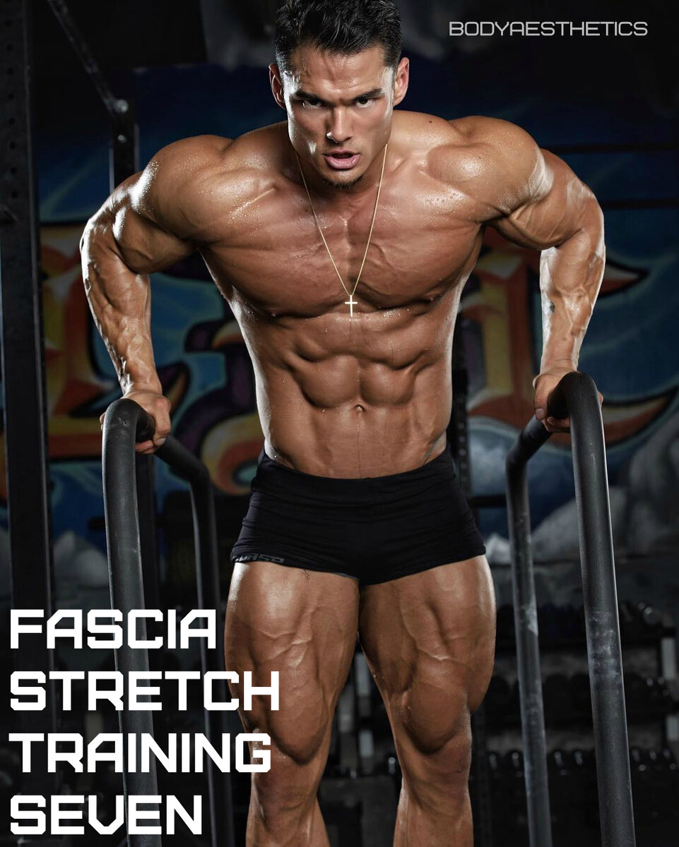 Джереми Буэндиа 4-х кратный победитель в номинации "Man`s Physique" на "Мистер Олимпия" . Основной программой тренировок, Джереми предпочитает FST-7. 