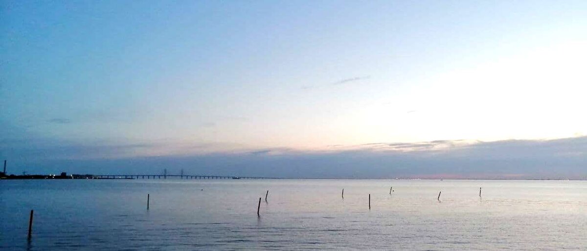 Эресуннский мост, вид из Мальмё. Фото автора.