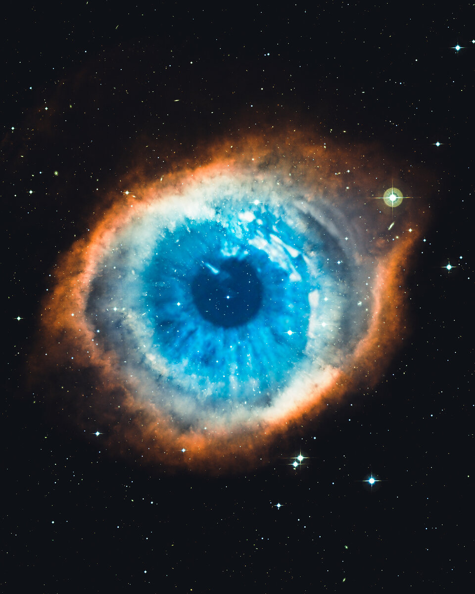 Туманность кошачий глаз NGC 6543