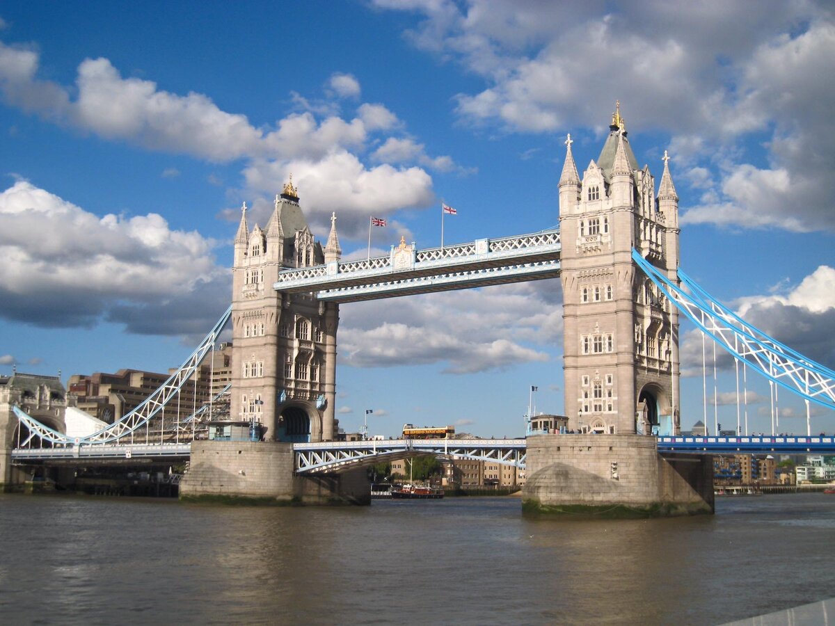Тауэр Бридж. Фото сделано автором и принадлежит автору 