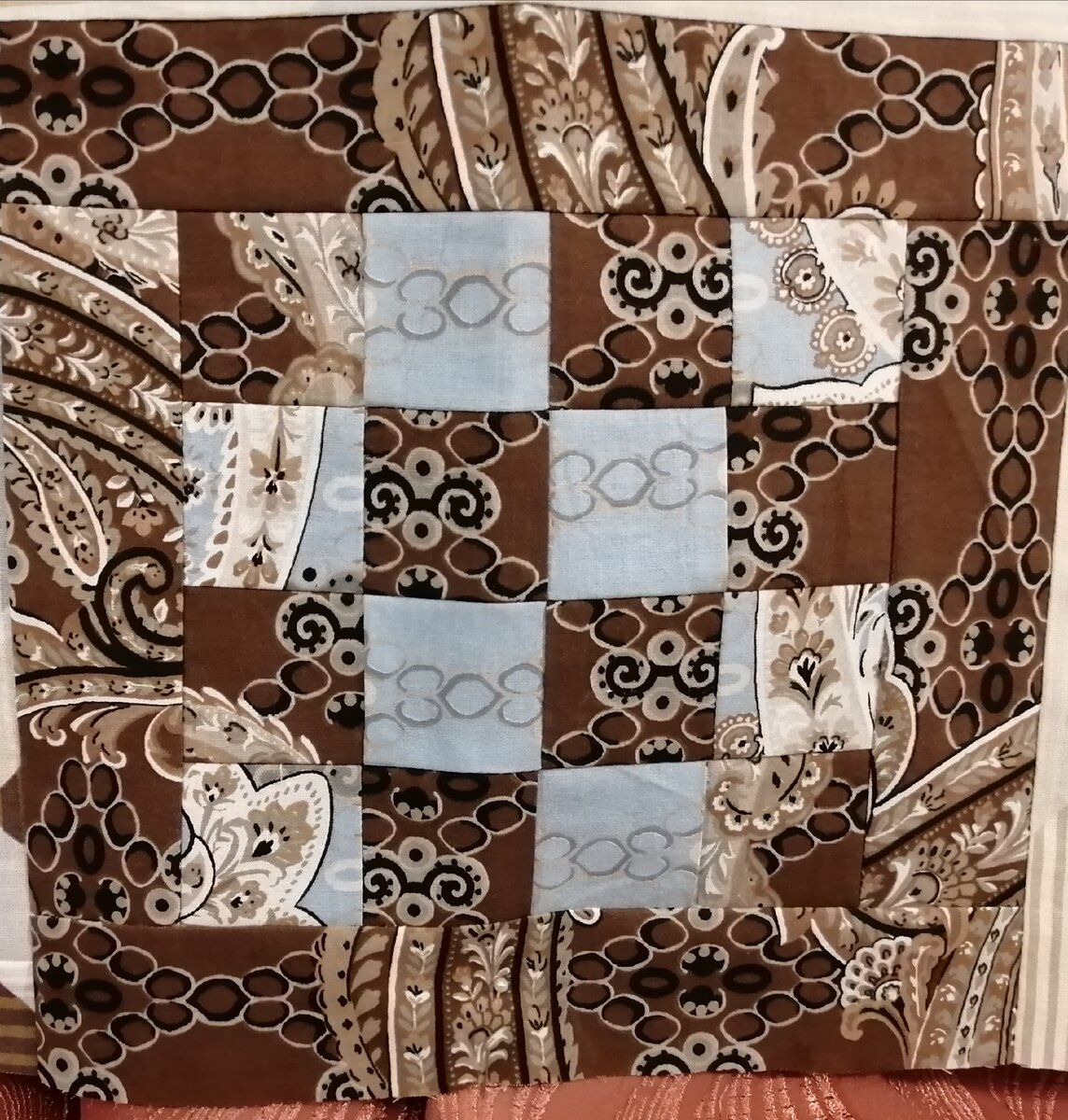 Блок "шахматка"