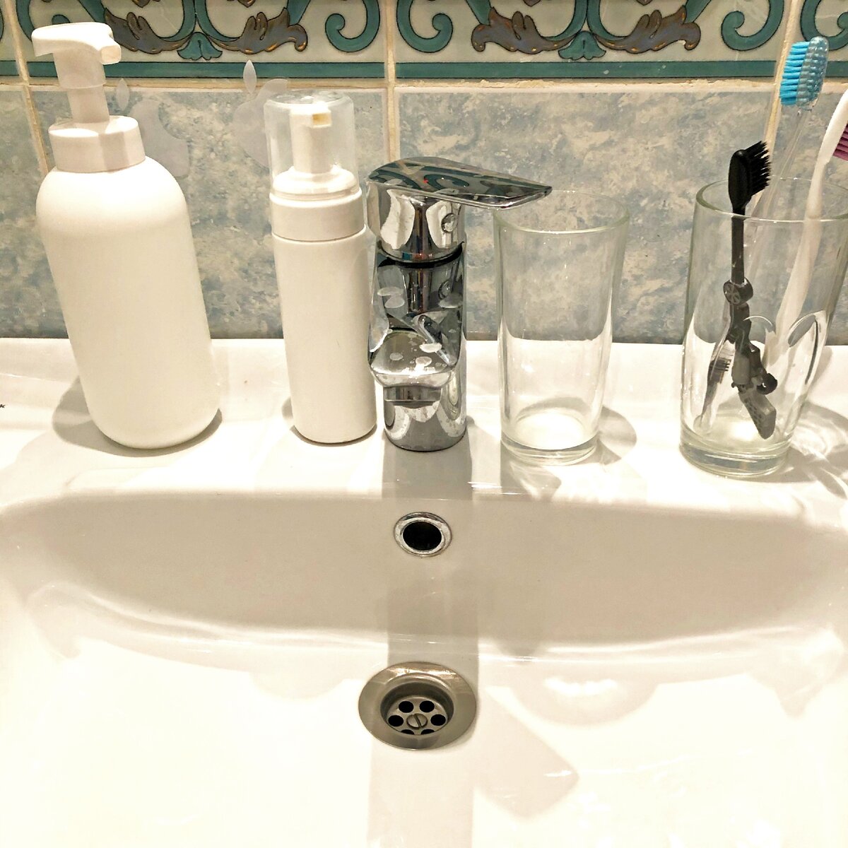 минимум вещей на открытых поверхностях - минимум уборки