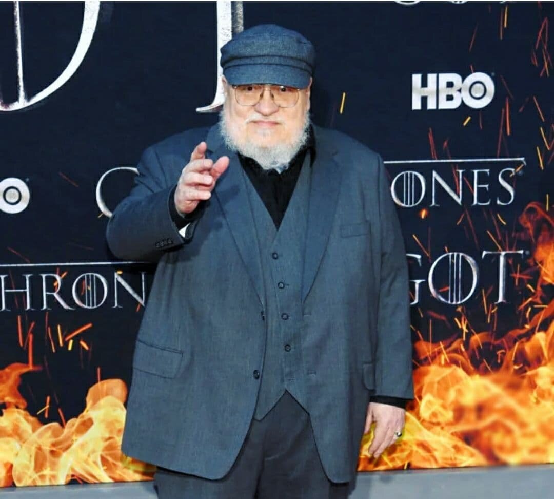 Автор серии книг "Песнь Льда и Пламени" Джорж Мартин