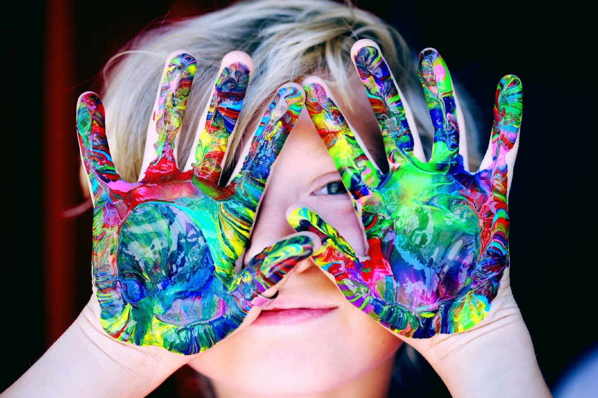 5 способов занять ребенка пока работаешь