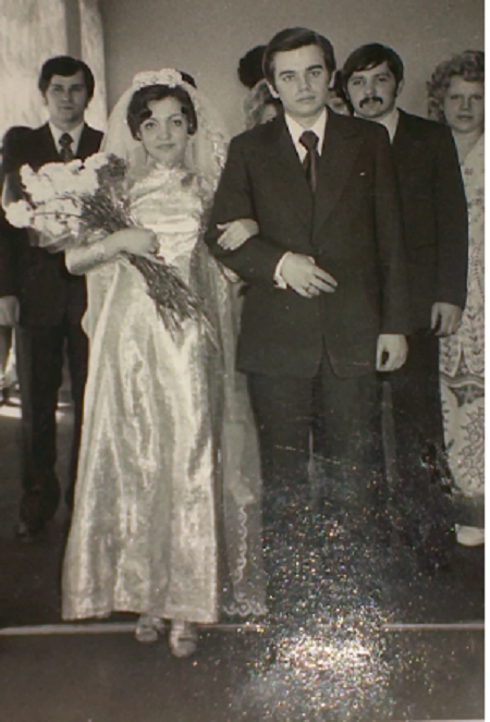 Свадьба родителей. Фото из семейного альбома.