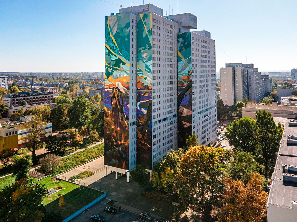 Фреска "Ведьмак" по адресу ул. Петрковской, 182, Лодзь
