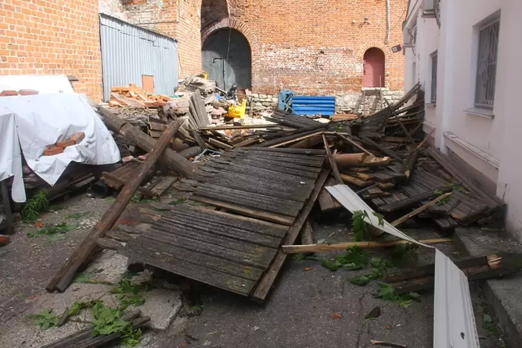 22 сентября 2018 г. «Может рухнуть завтра». Нижегородский кремль готовят к восстановлению https://www.nn.-16