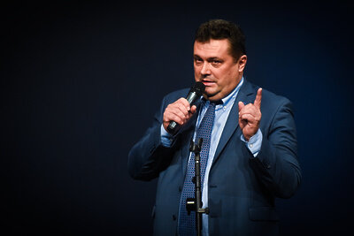   Председатель Союза журналистов России Владимир Соловьев на церемонии вручения премии «Золотое перо России» в Московском театре «Новая опера» имени Е.В. Колобова ©Александр Манзюк РИАМО