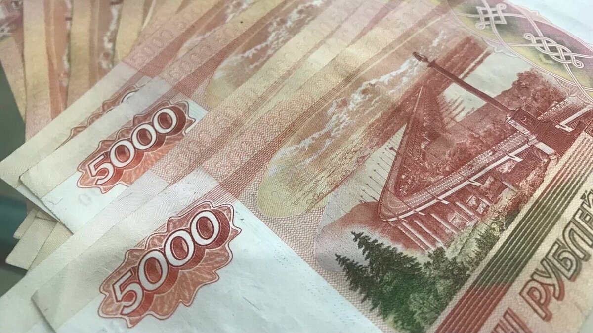     В Набережных Челнах заслуженным работникам ПАО «Камаз» увеличили сумму единовременной выплаты при выходе на пенсию. Теперь каждый получит вдвое больше, пишут «Вести Камаза».