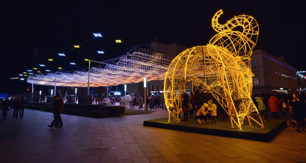 день студента гуляния. самые красивые места в ставрополе. площадь крепостная гора ставрополь. куда сходить в ставрополе сегодня. светомузыкальный фонтан в ставрополе.