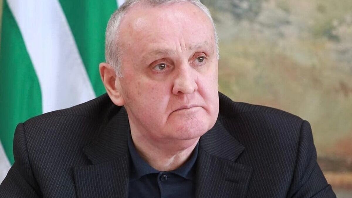    Премьер-министр Республики Абхазия Александр Анкваб © Фото : пресс-служба правительства Республики Абхазия