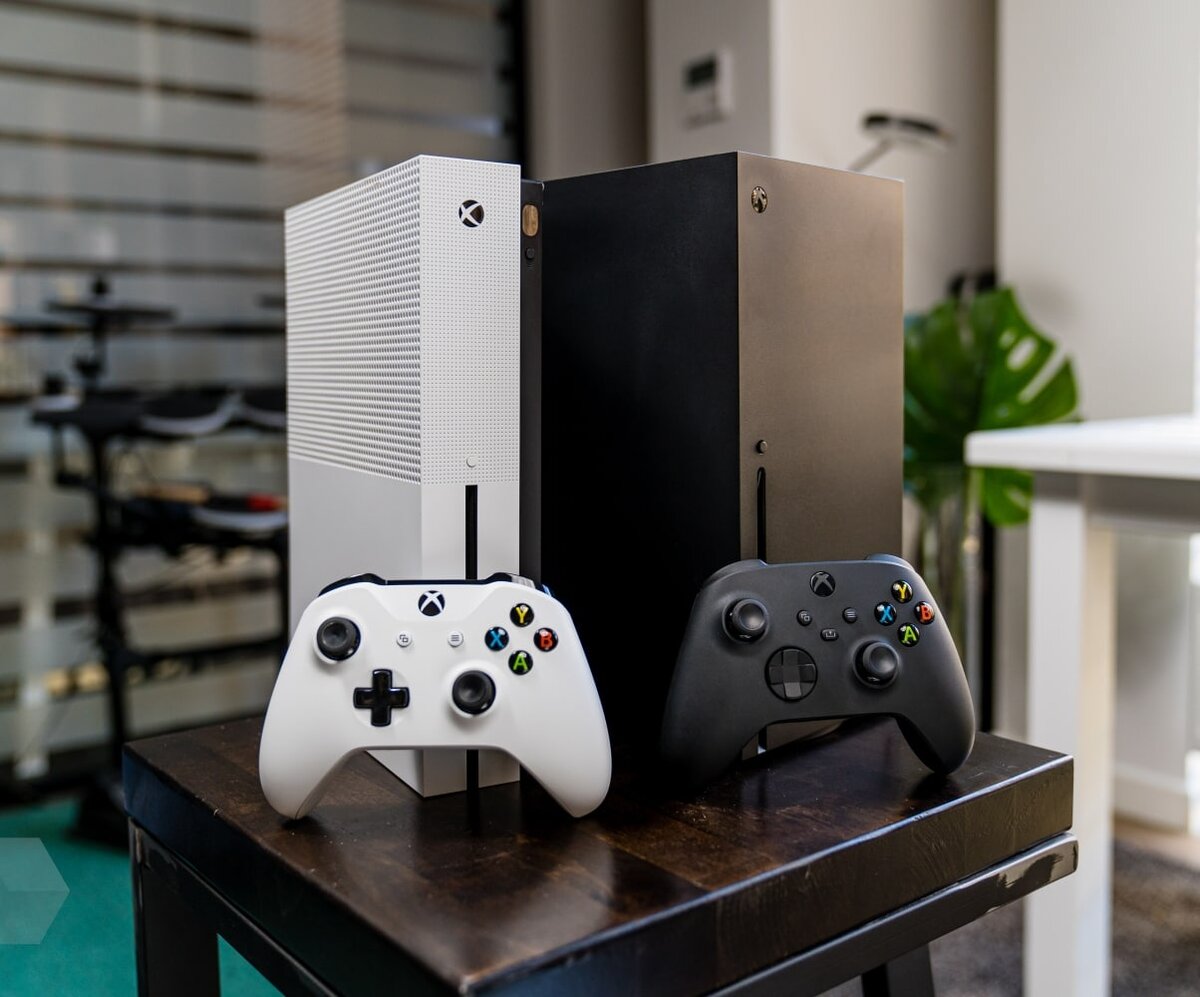 Xbox series x дата выхода в россии. Игровая приставка Microsoft Xbox Series x. Xbox one s и Series x. Xbox 2021. Xbox Series 2022.