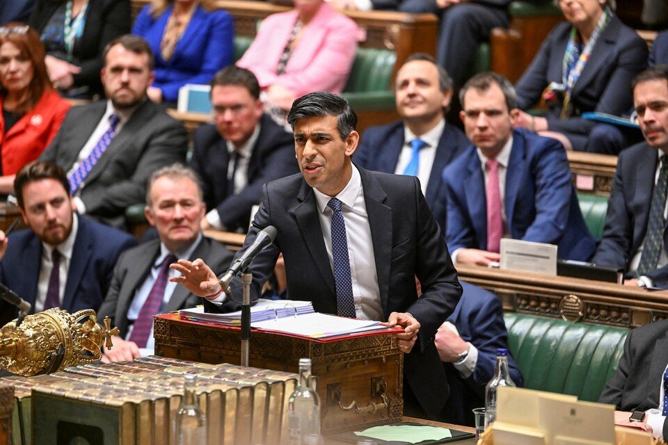     Сунак поручил Минобороны Британии работать на поставкой танков Украине  REUTERS