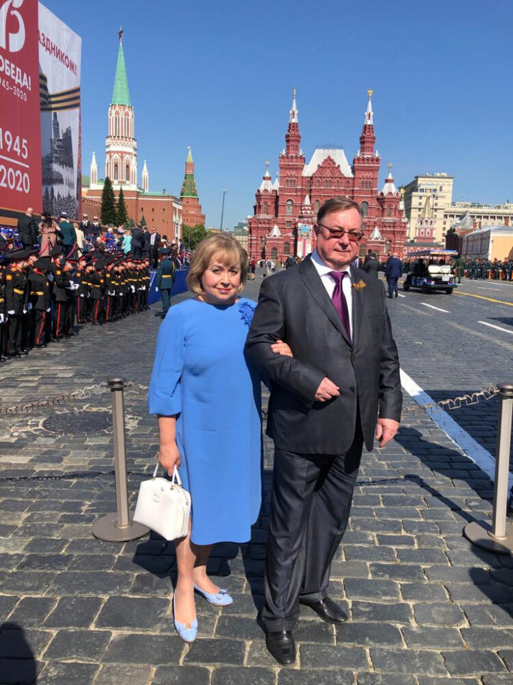 Фото: Ippo.ruЧета Степашиных на военном параде в ознаменование 75‑летия Великой Победы в Великой Отечественной войне. Красная площадь, 2020 год