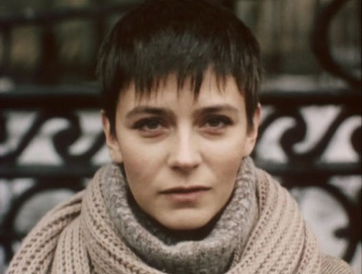 Елена Сафонова в фильме «Зимняя вишня»