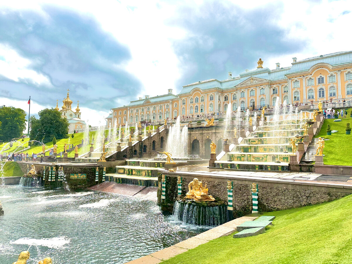 Каскад фонтанов