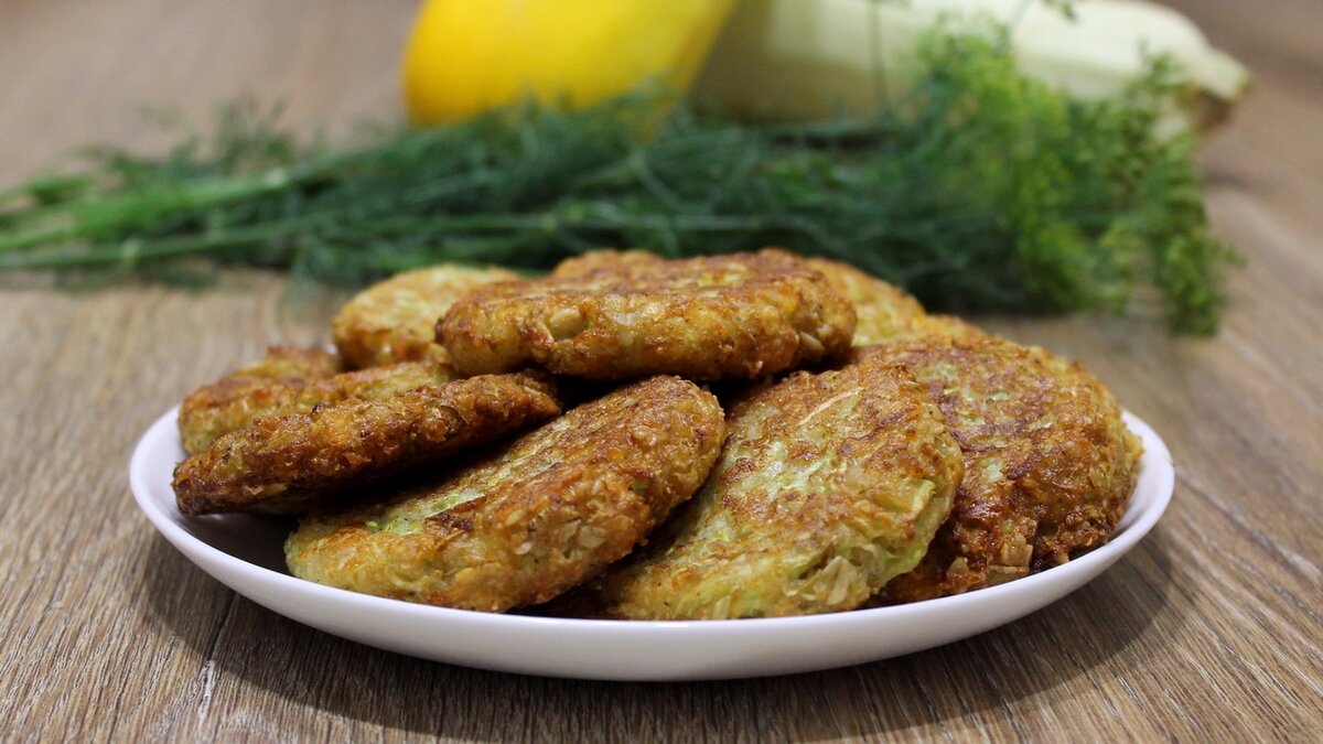 Оладьи из кабачков с Геркулесом и сыром