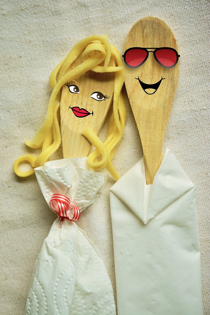 Разумеется везде есть исключения. Порой женщины транжирят, что просто боже упаси.