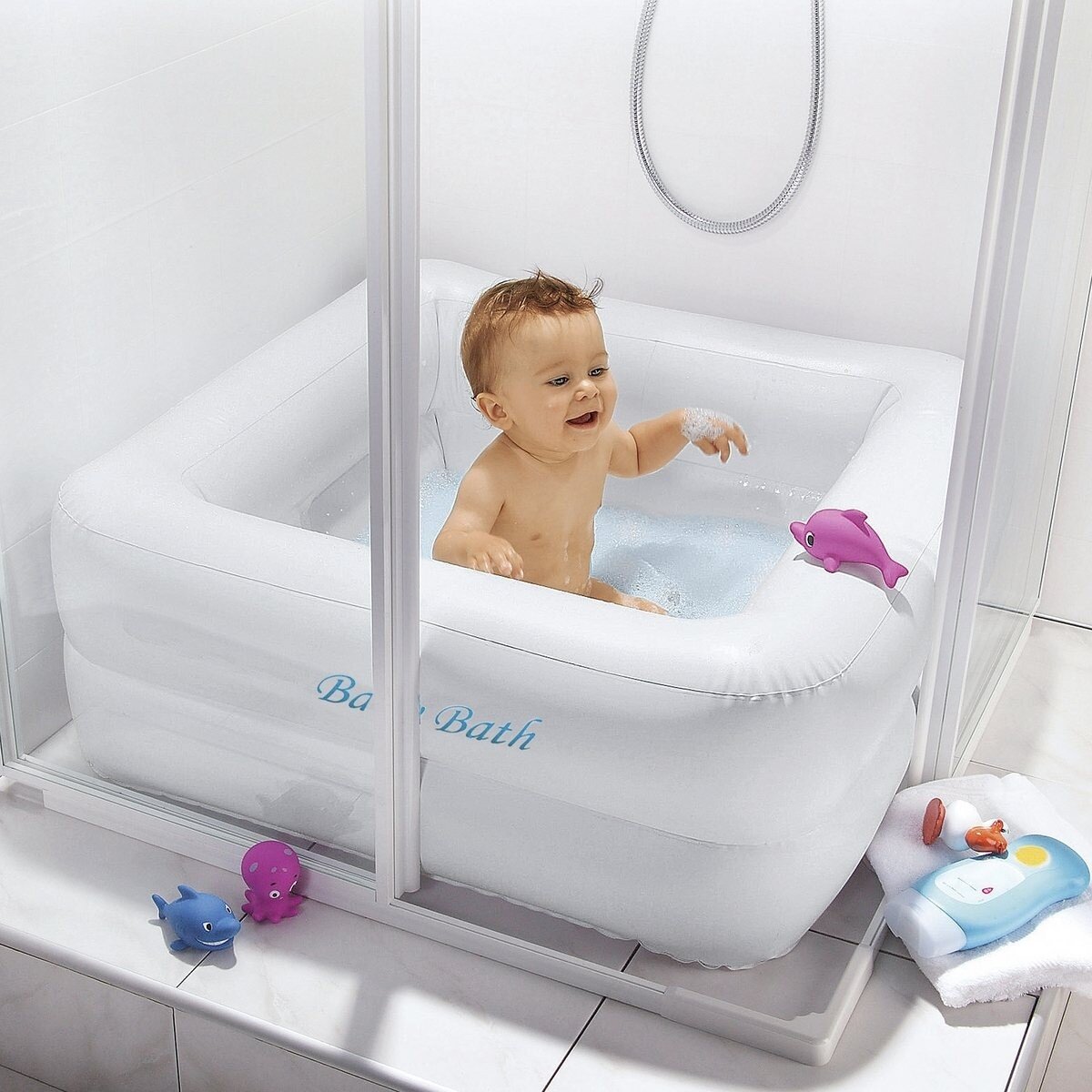 Душевая ванночка. Ванна для купания ребенка. Ванночка для новорожденных в душевую кабину. Детские ванночки в душевую кабину. Ванна для ребенка в душевую кабину.