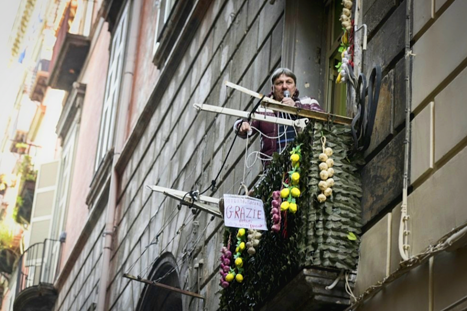 Антонио за работой. Источник: napoli.repubblica.it