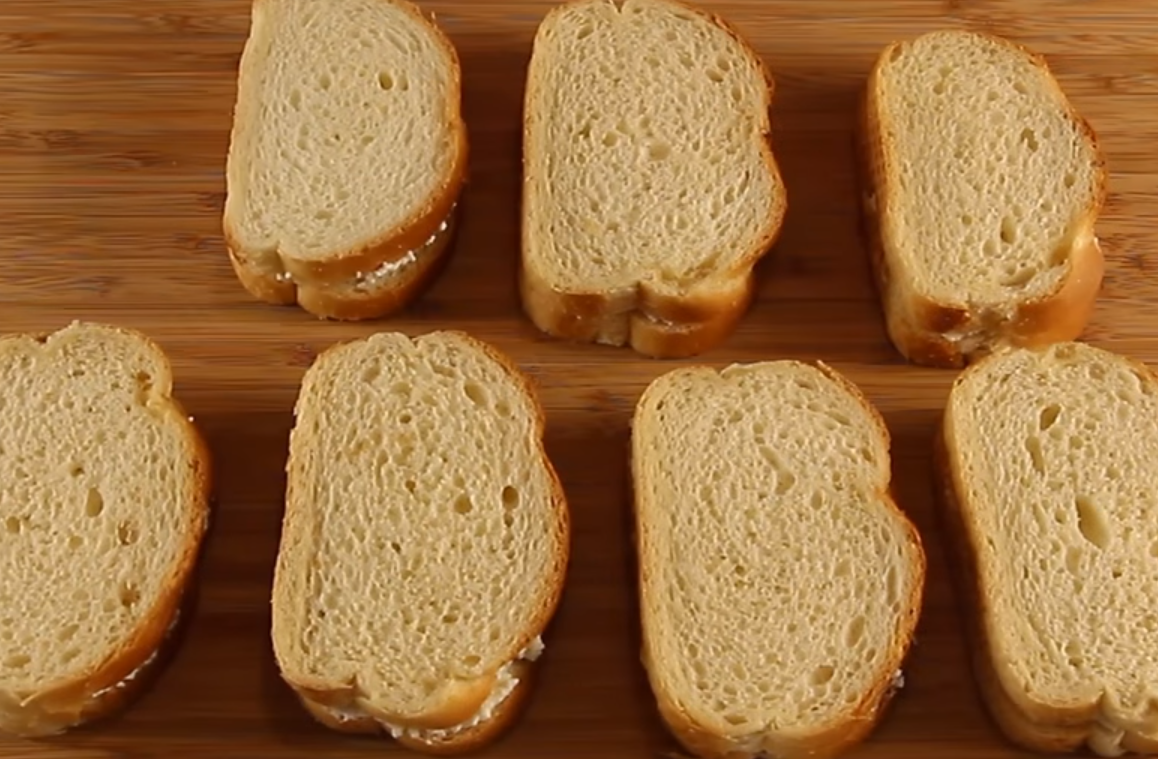 Форма для хлеба. Хлеб для тостера. Хлебобулочные изделия эстетика. Хлеб венский пшеничный с отрубями. Красивые формы хлеба.