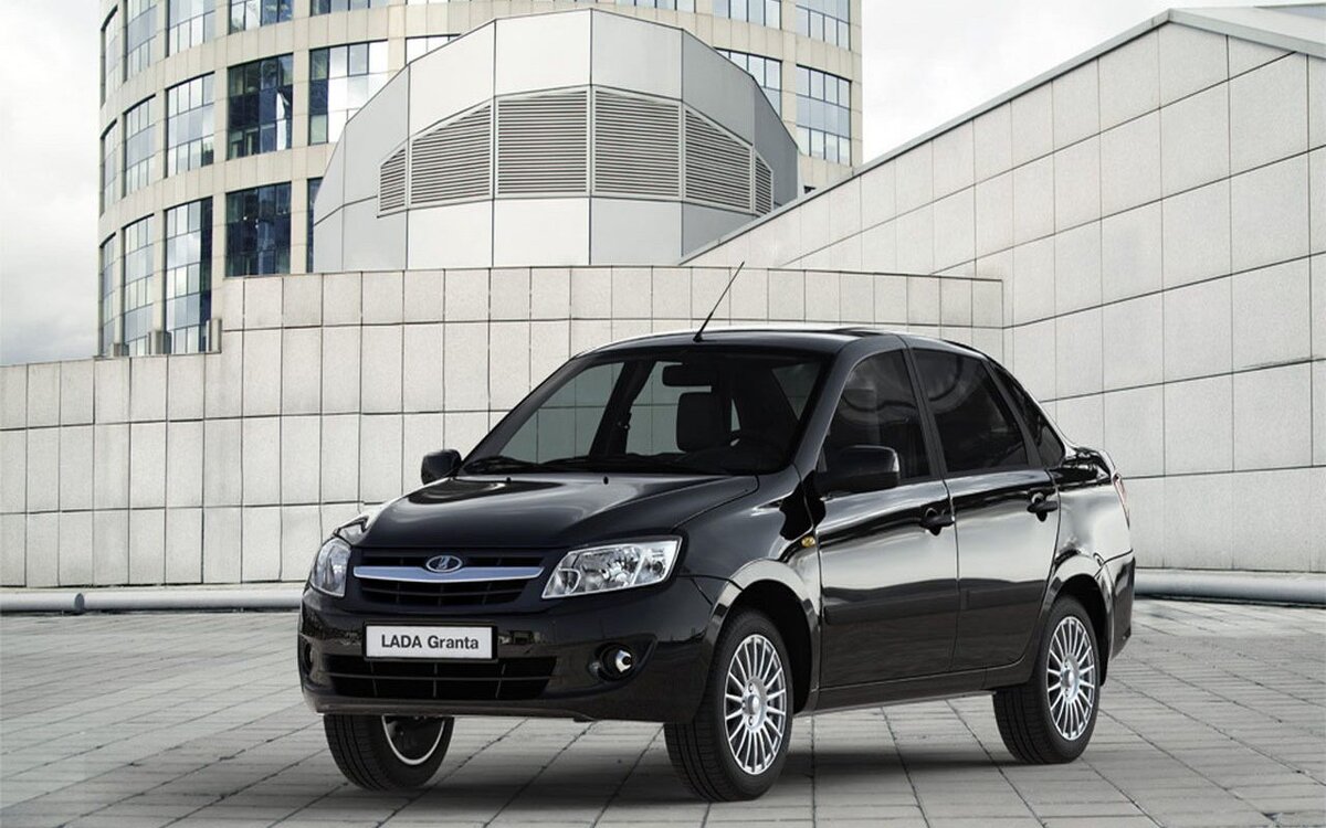 https://uzr.com.ua/wp-content/uploads/2015/11/lada-granta.jpg