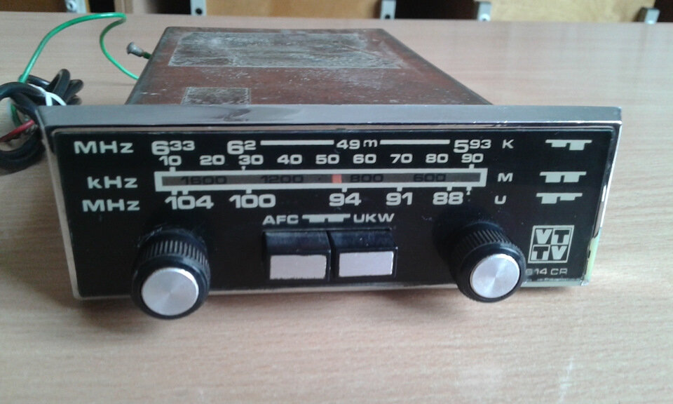  Автомобильный радиоприемник  Videoton RD 3614, который выпускался в ВНР с 1975 года по 1979 год