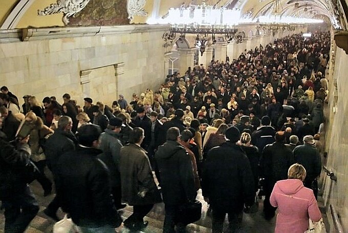 Столпотворение на Комсомольской