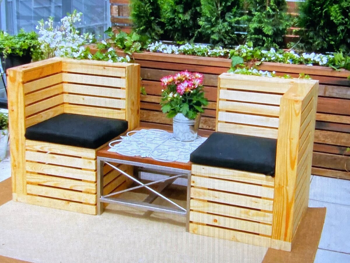 Кресла и диваны на деревянном каркасе