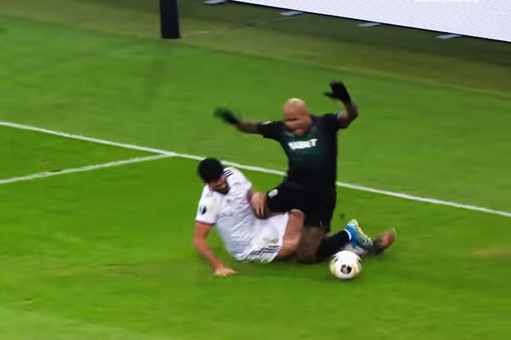 Пенальти на Ари. Скриншот трансляции 