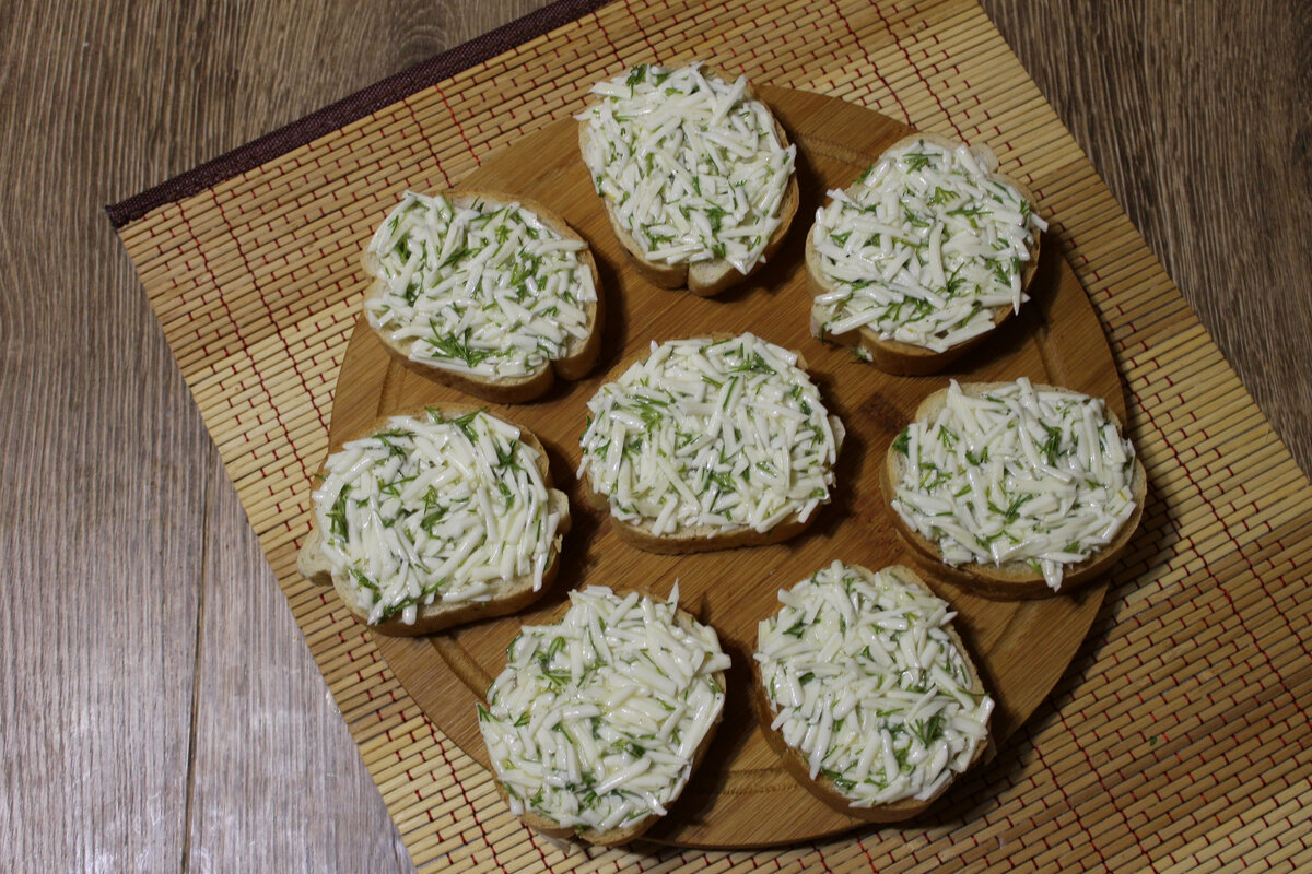 Вкусные горячие бутерброды на сковороде с плавленым сыром: быстрый перекус  за 10 минут | На кухне-учусь готовить! | Дзен