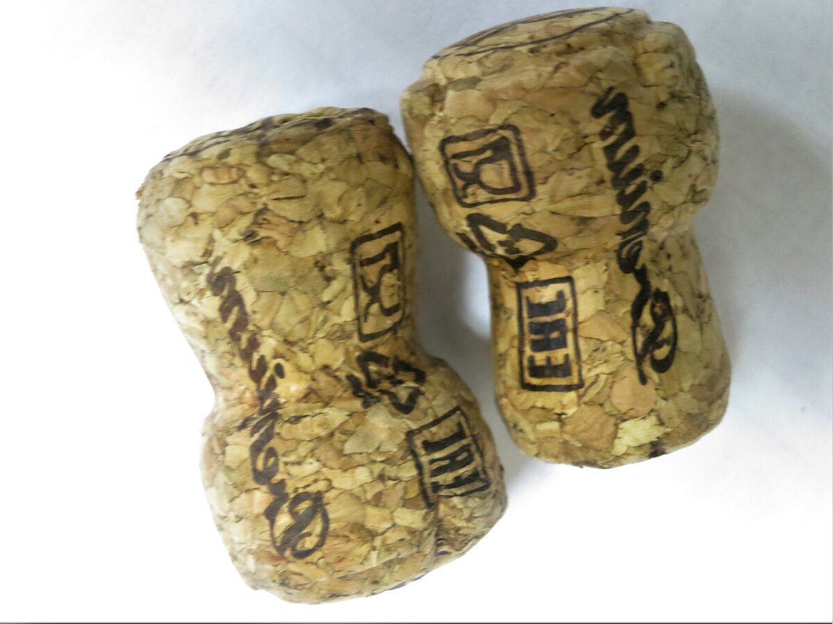 Натуральные пробки. Фото автора 