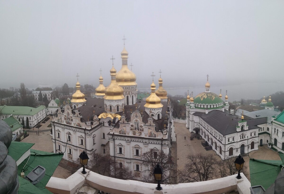 Почему киев мать. Киево-Печерская Лавра Киев. Киево-Печерская Лавра колокольня. Киево-Печерская Лавра фото. Троице-Сергиева Лавра.