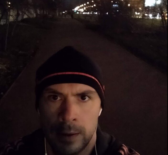 Бегать лучше вечером. В моем случае
