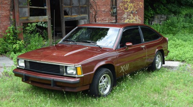 В этом ракурсе чем-то напоминает даже ВАЗ 2108!