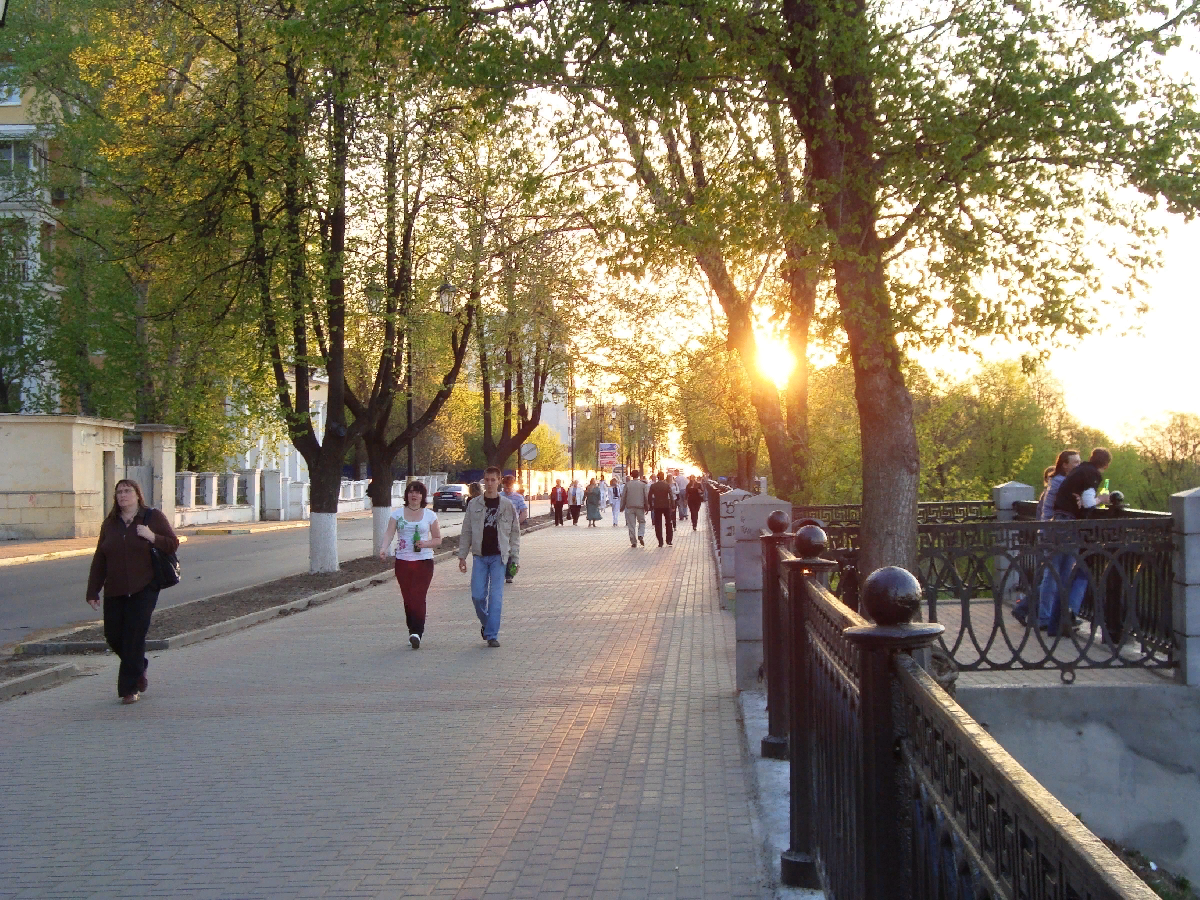 Места где можно погулять в нижнем новгороде. Верхневолжская набережная Нижний Новгород. Верхневолжская набережная Нижний Новгород фото. Где погулять в Нижнем Новгороде. Где погулять в Новосибирске летом.