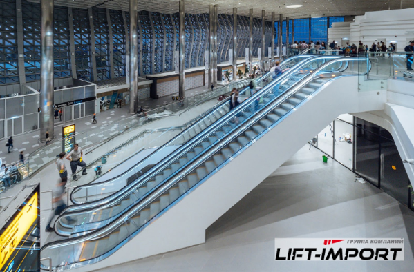Эскалаторы в аэропортах