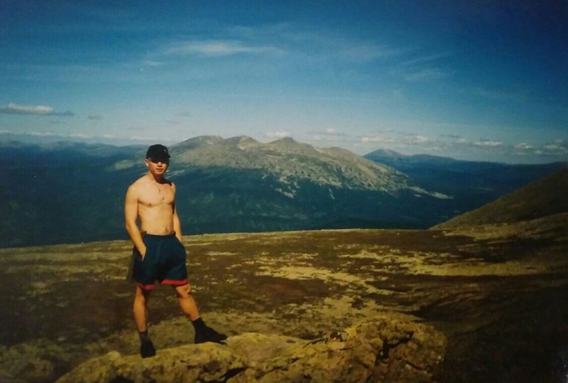 Плато на гребне г.Мао Дзедун