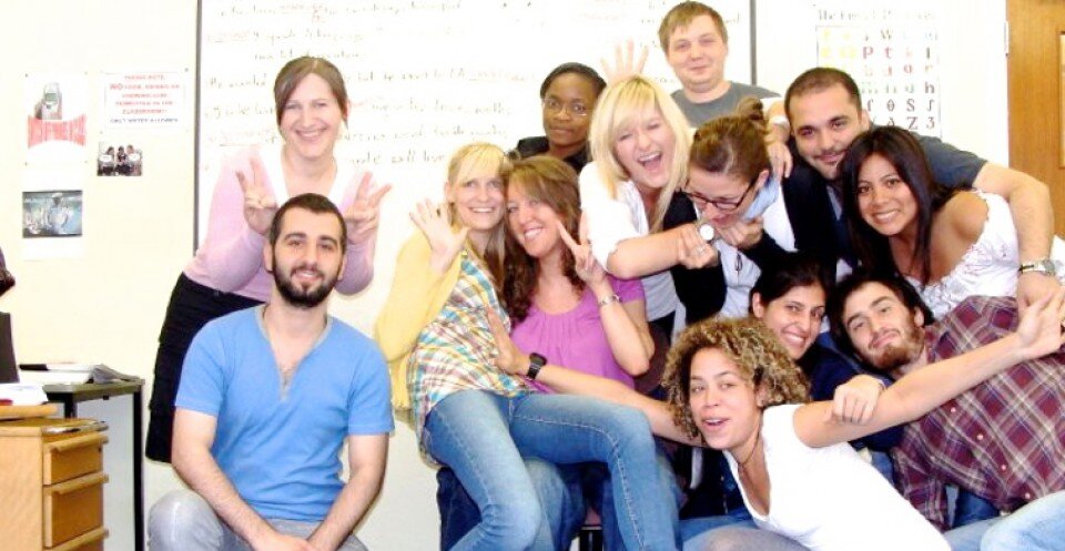 Студенты London Meridian College. Взято с wordpress.com.